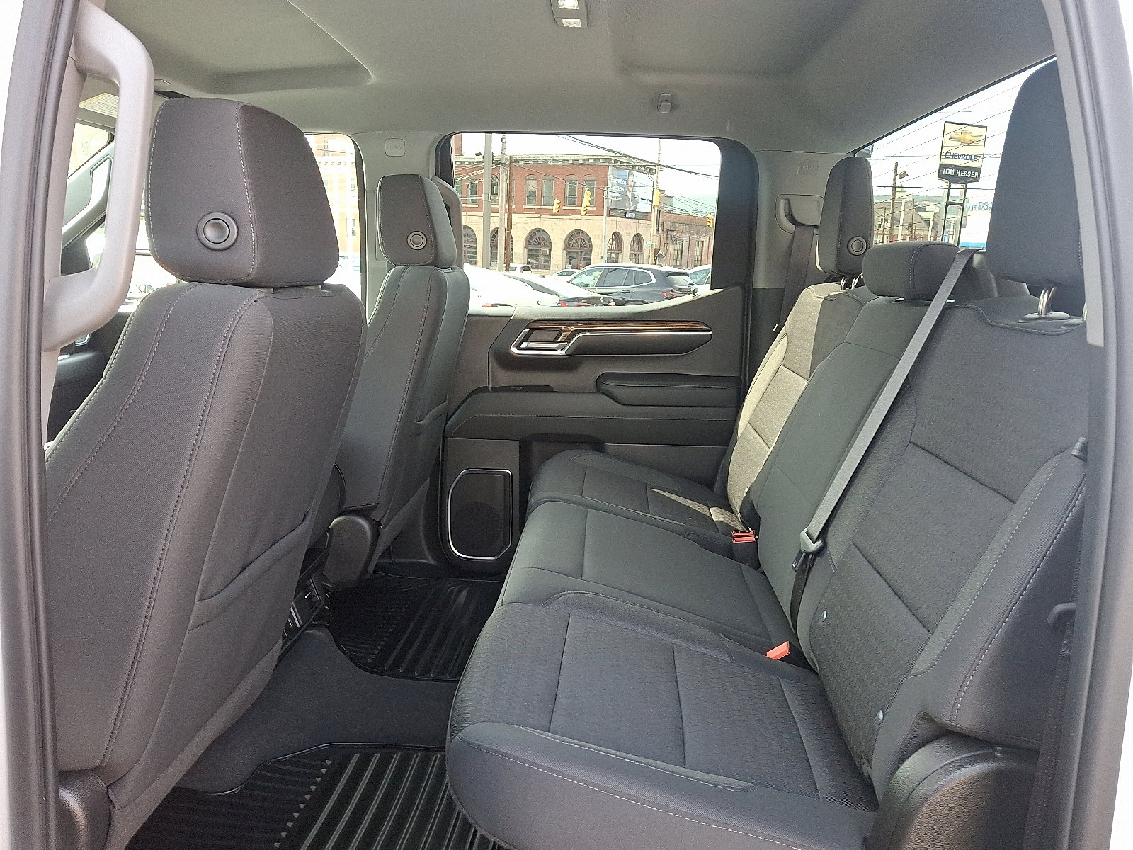 2023 Chevrolet Silverado 1500 LT - Photo 10