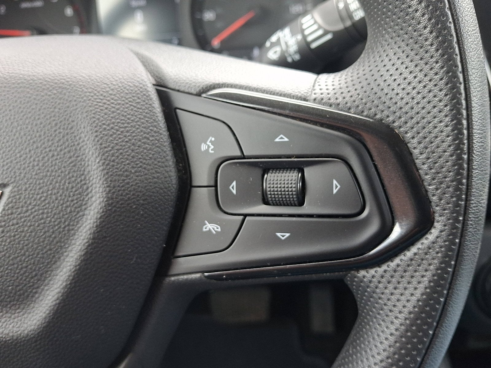 2023 Chevrolet TrailBlazer LT - Photo 24