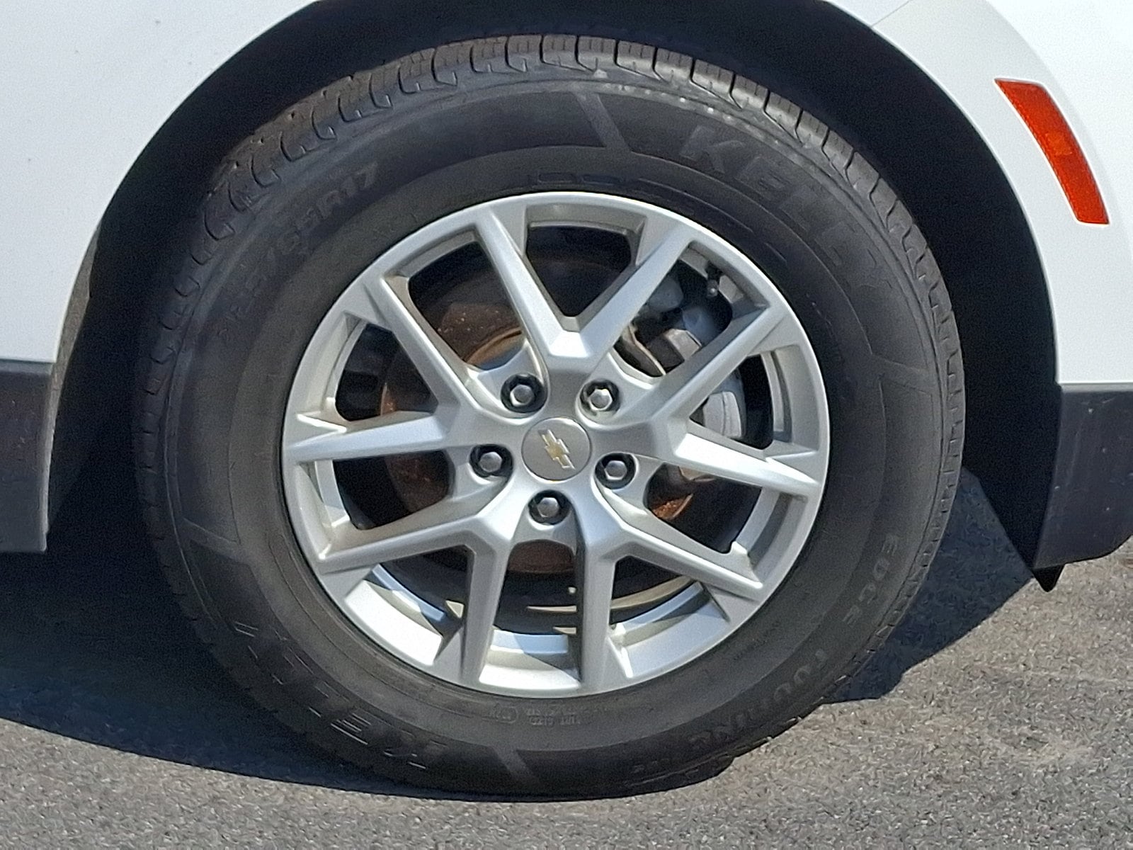 2024 Chevrolet Equinox LS - Photo 8