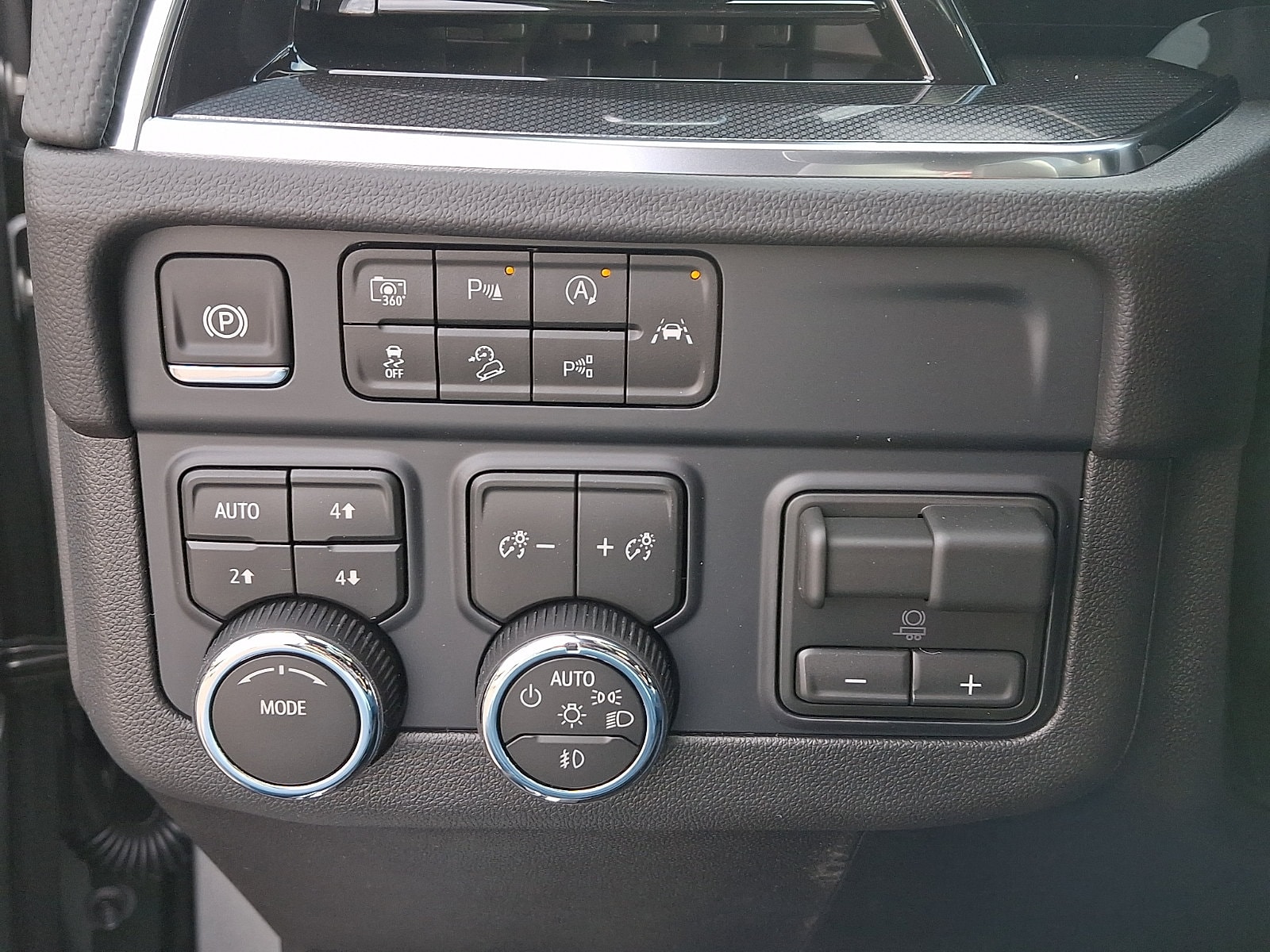 2026 Chevrolet Tahoe RST - Photo 21