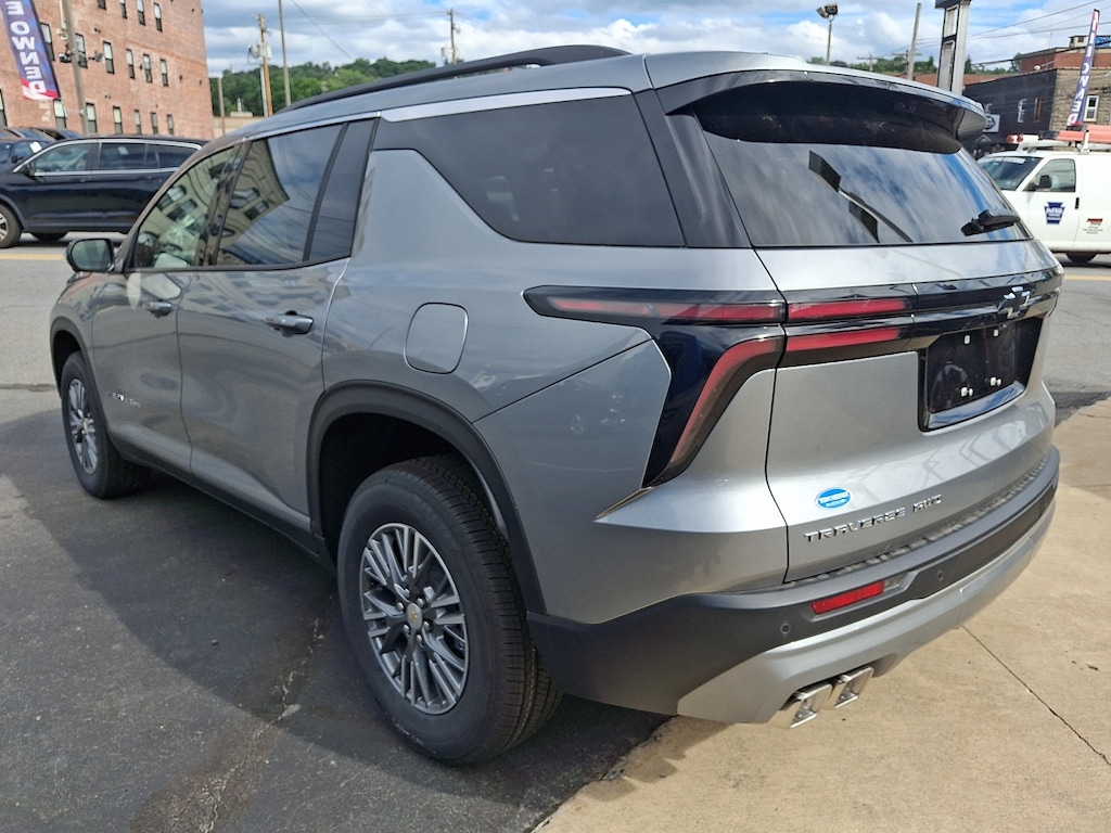 New 2026 Chevrolet Traverse AWD LT SUV