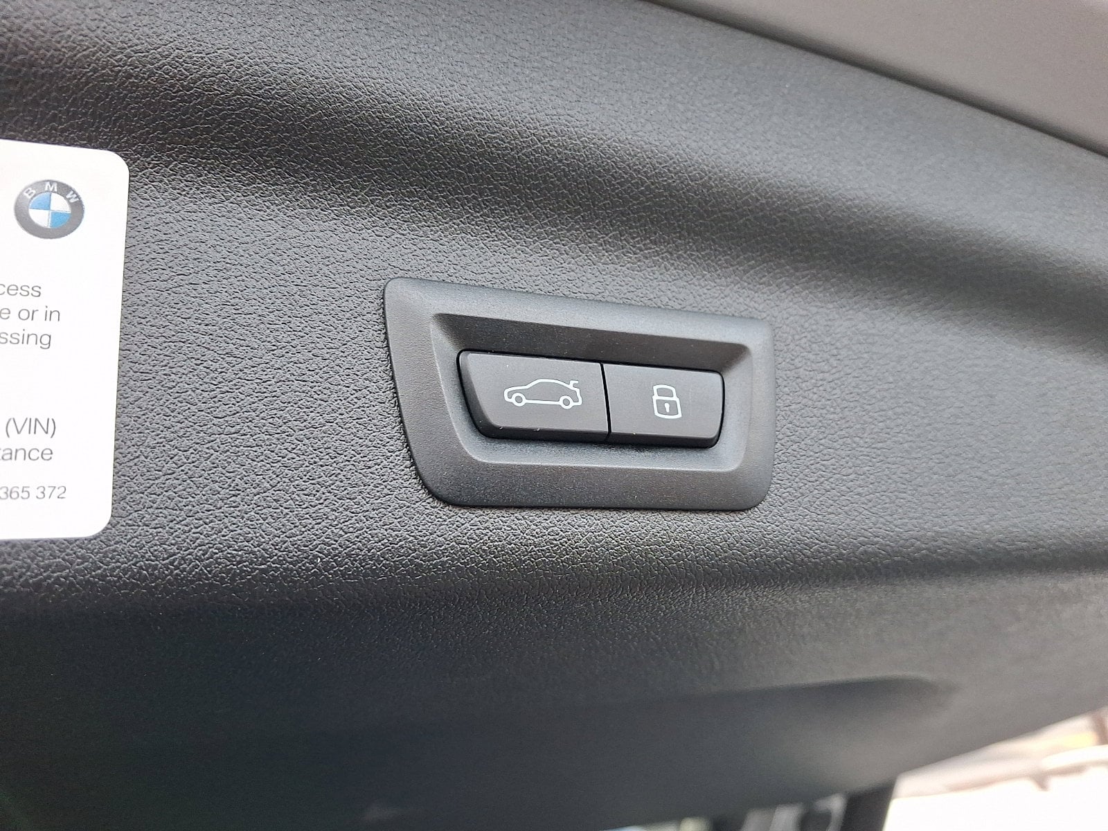 2025 BMW X1 28i - Photo 28