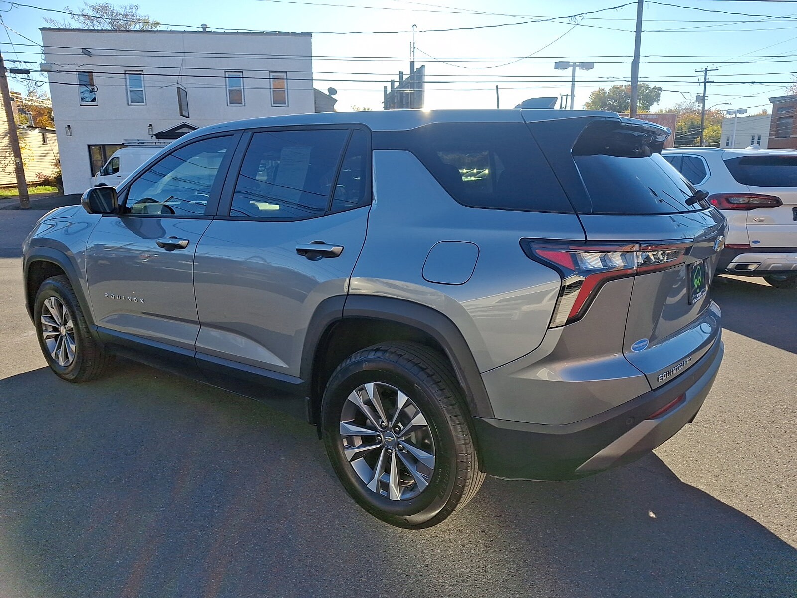 2025 Chevrolet Equinox LT photo 3