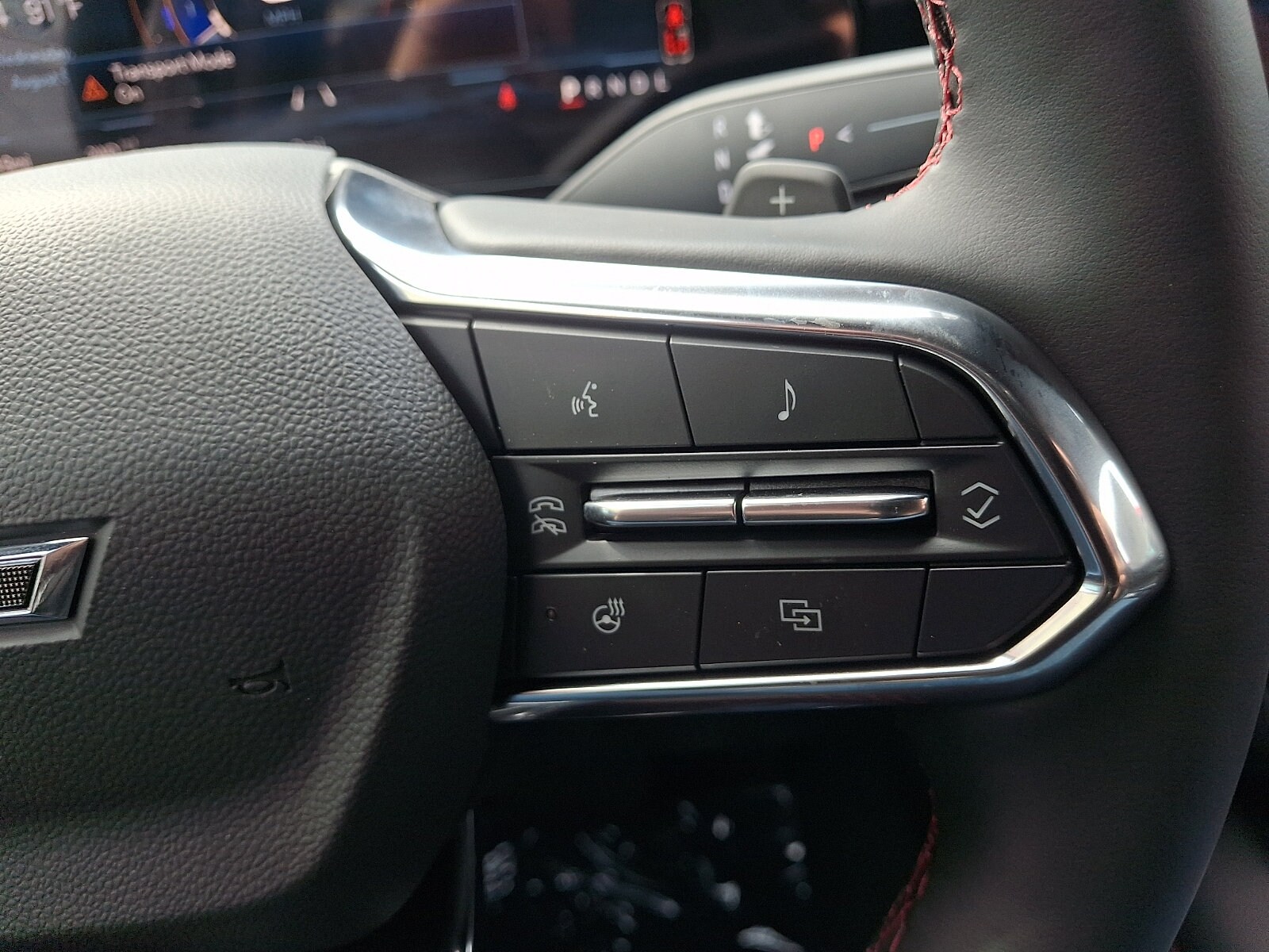 2026 Chevrolet Suburban RST - Photo 19