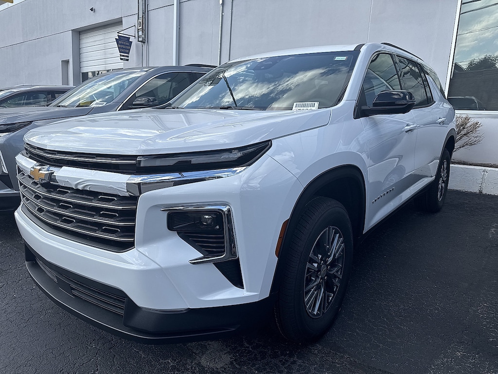 New 2026 Chevrolet Traverse AWD LT SUV