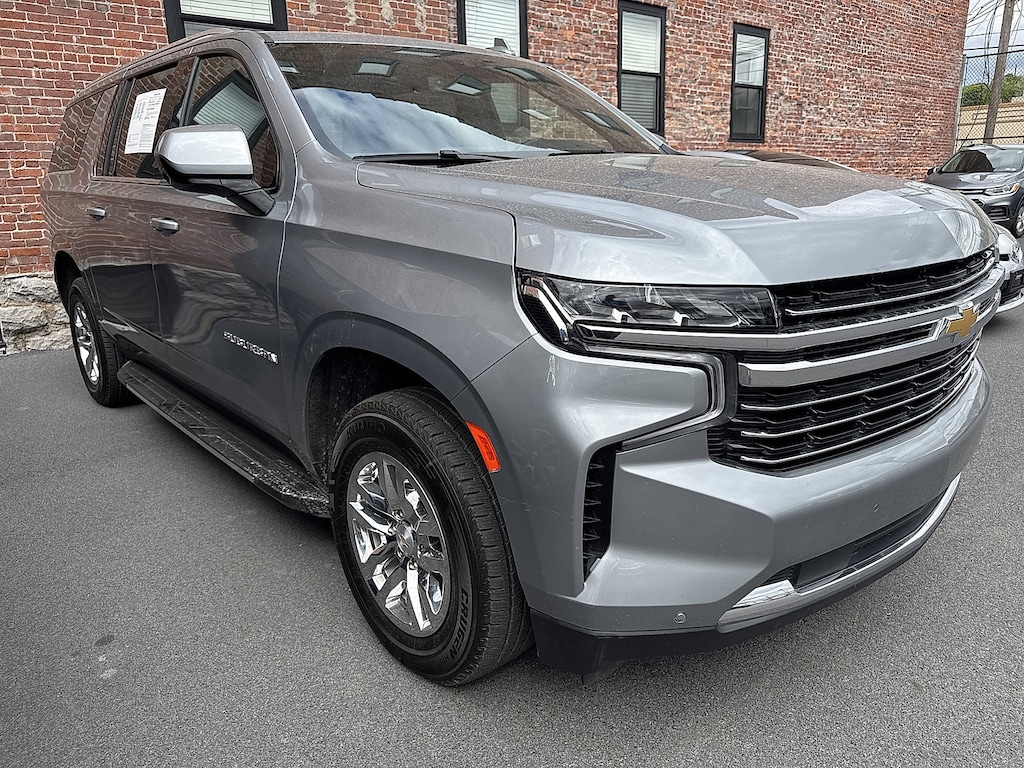 Used 2024 Chevrolet Suburban LT Sport Utility