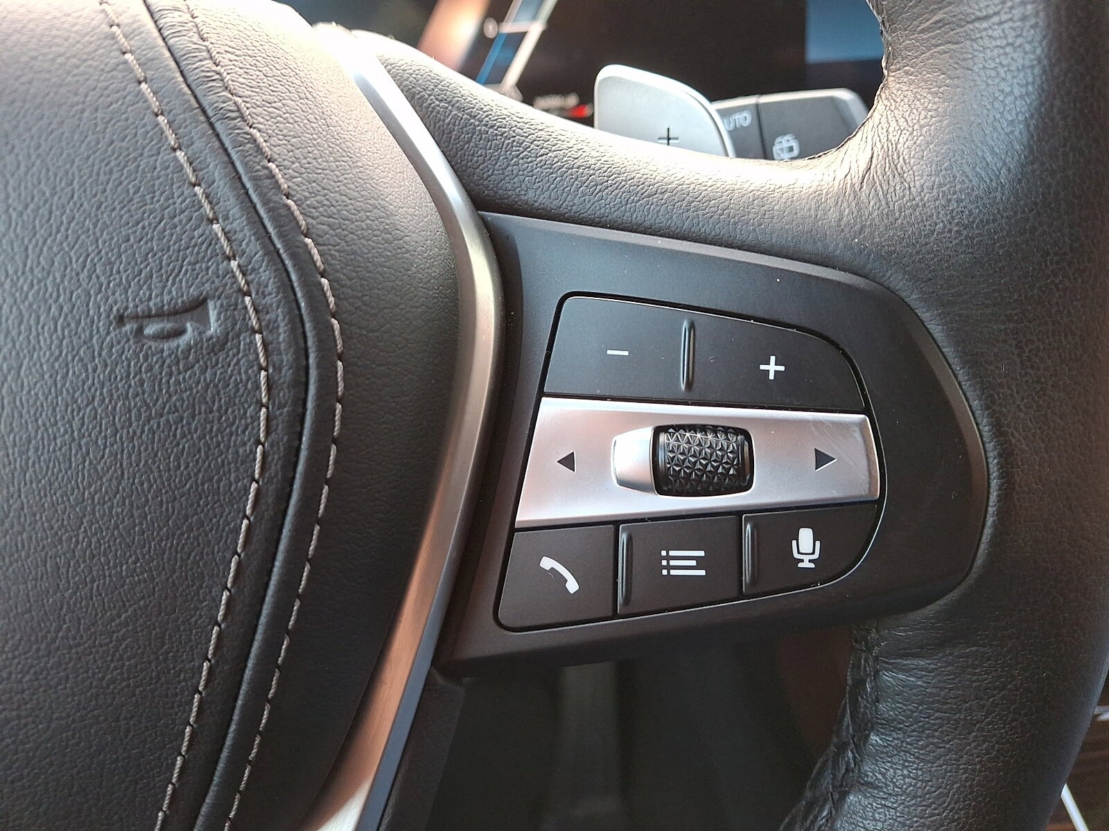 2026 BMW X5 40i - Photo 23