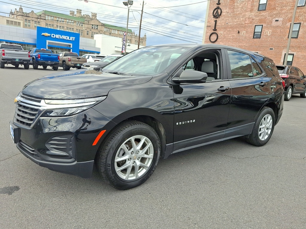 Used 2024 Chevrolet Equinox LS Sport Utility