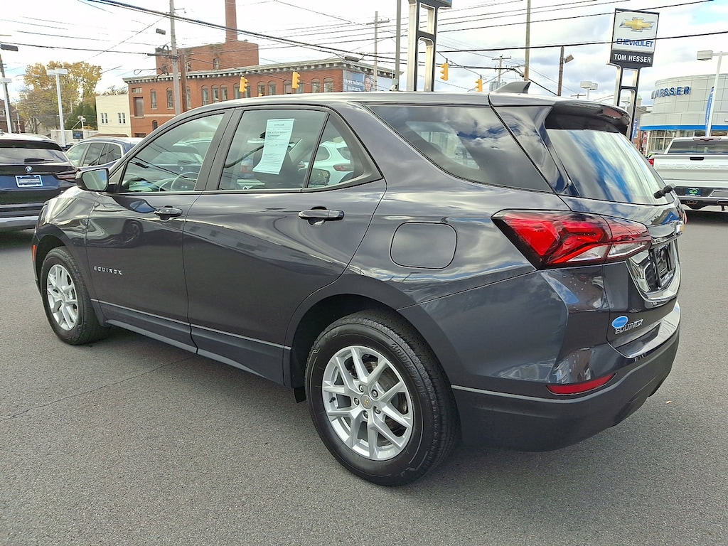 Used 2022 Chevrolet Equinox LS Sport Utility