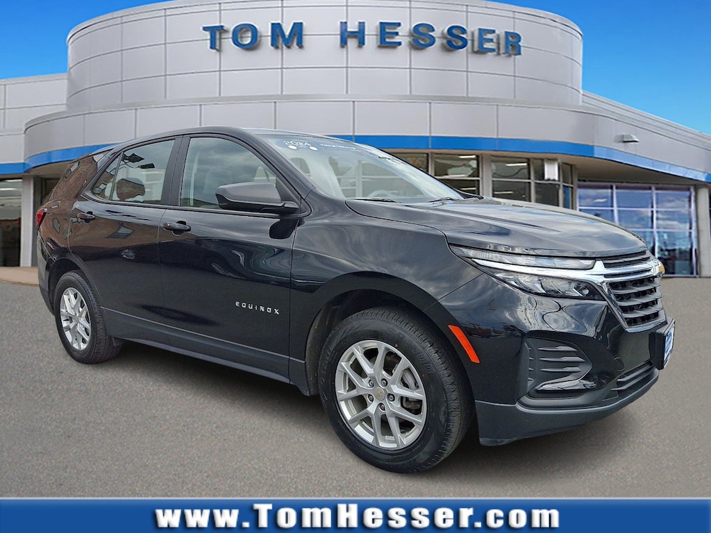 Used 2024 Chevrolet Equinox LS Sport Utility