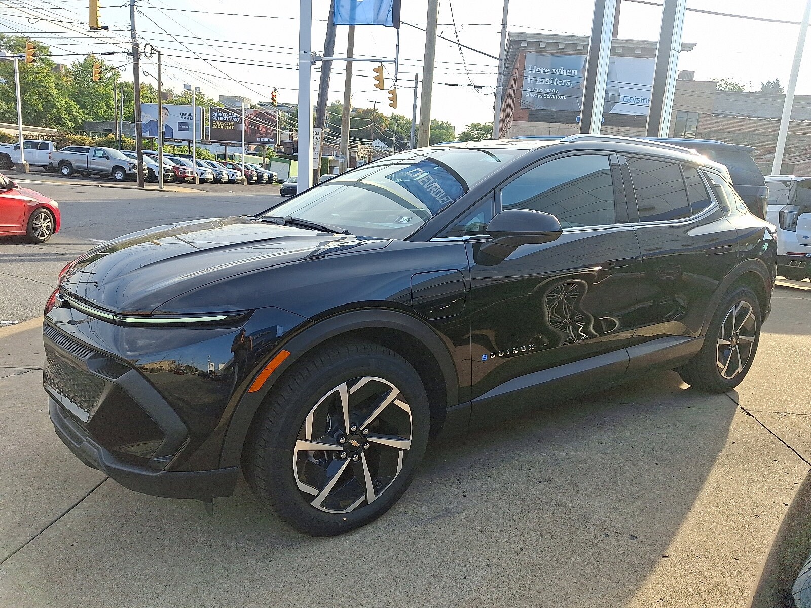 2026 Chevrolet Equinox EV LT photo 2