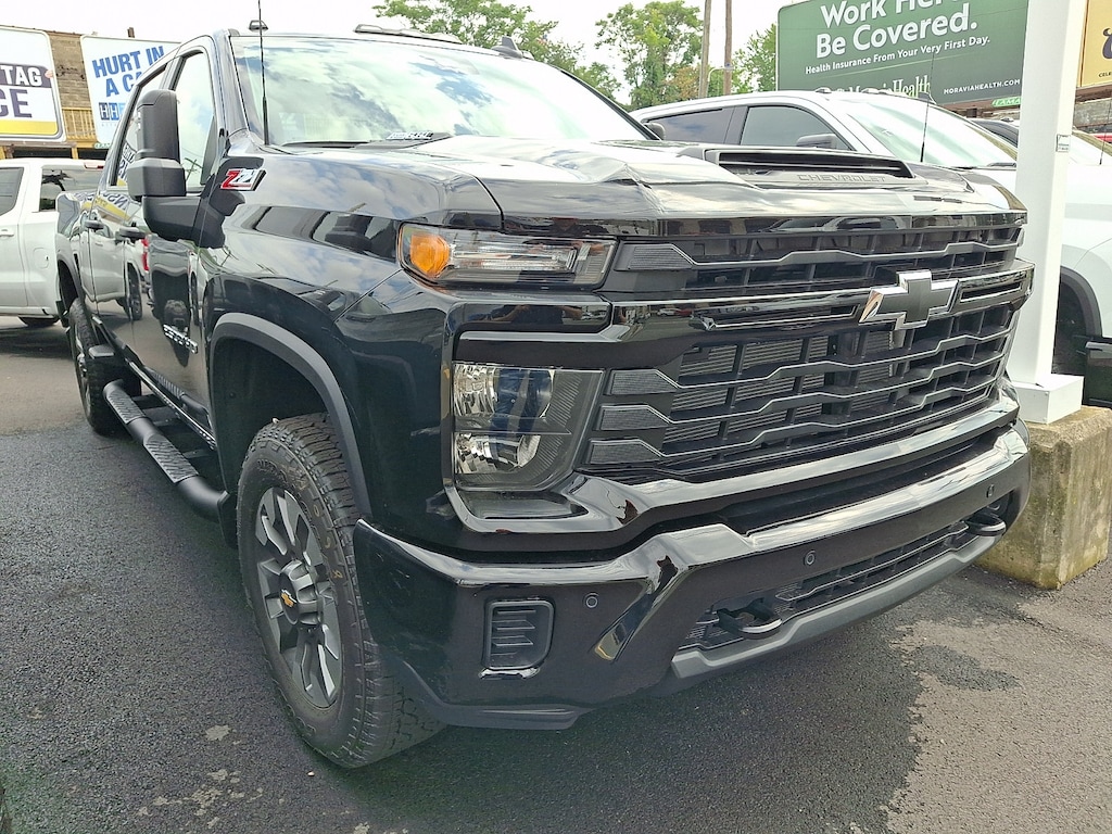 New 2026 Chevrolet Silverado 2500HD Custom Truck