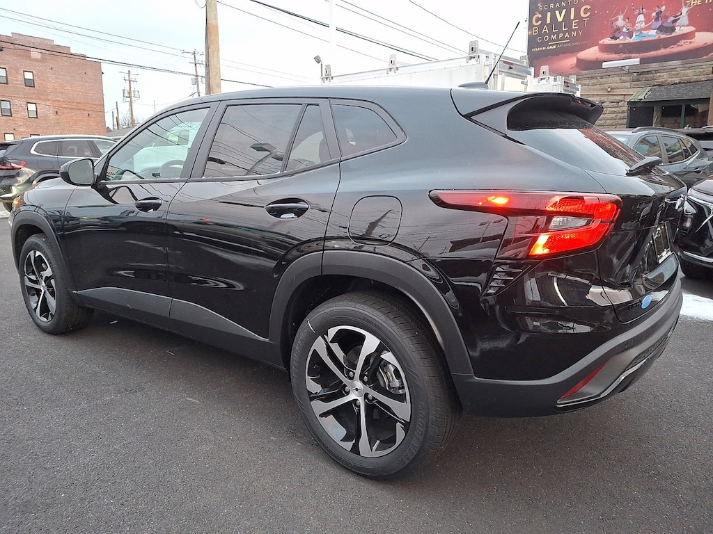 New 2026 Chevrolet Trax 1RS SUV