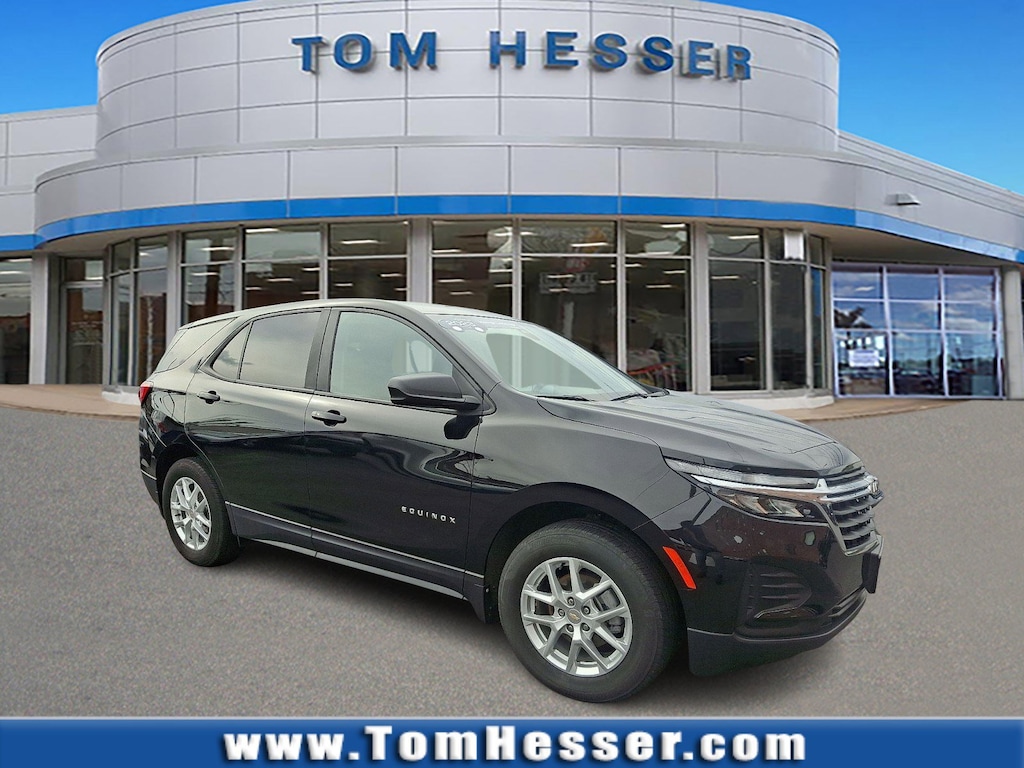 Used 2023 Chevrolet Equinox LS Sport Utility