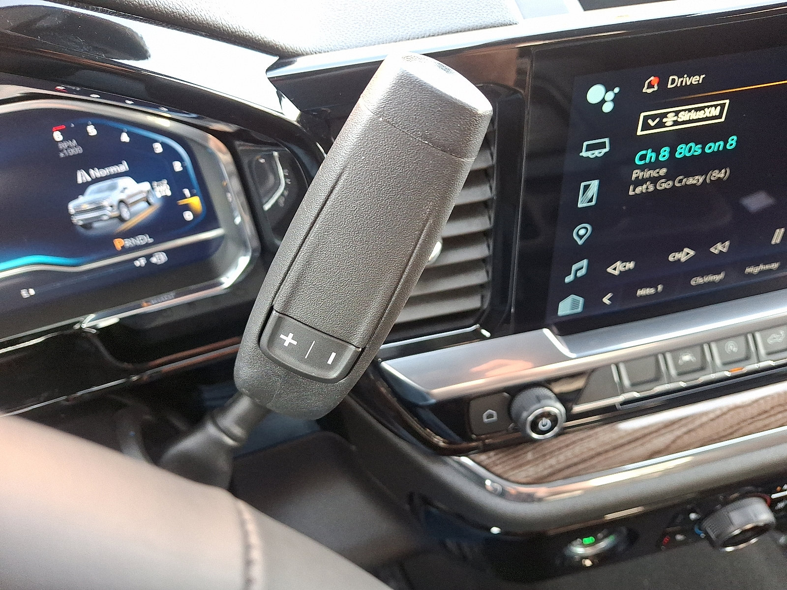 2023 Chevrolet Silverado 1500 LT - Photo 15