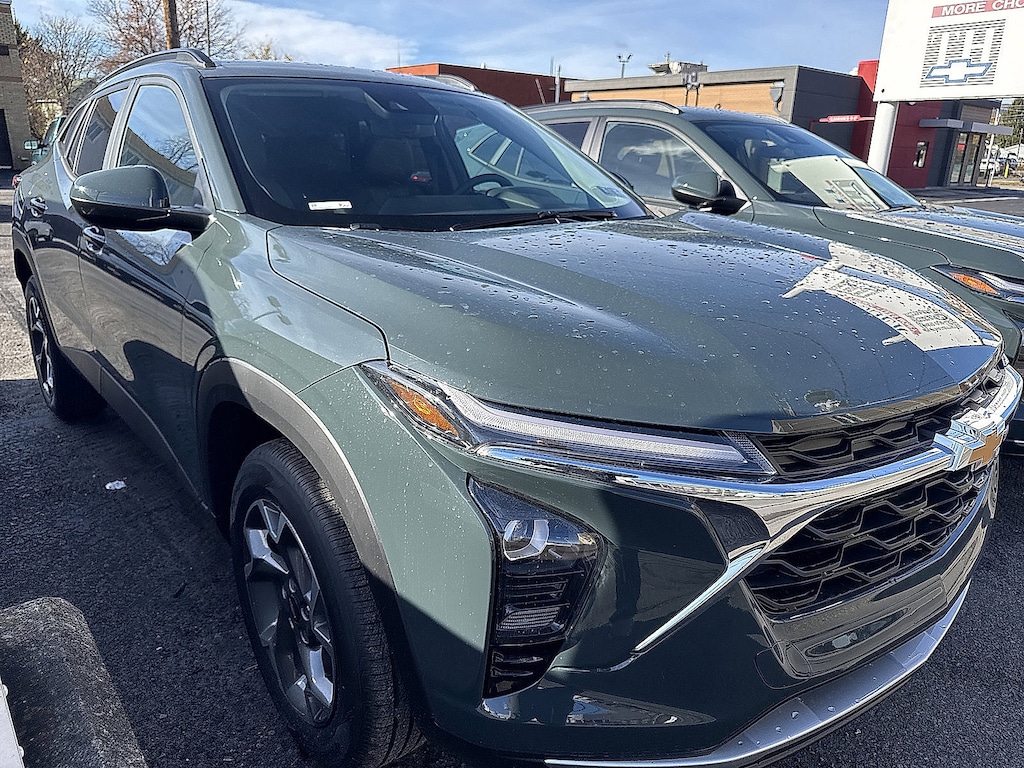 New 2026 Chevrolet Trax LT SUV