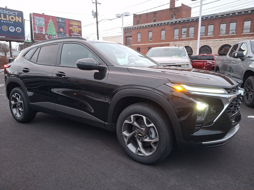 New 2026 Chevrolet Trax LT SUV