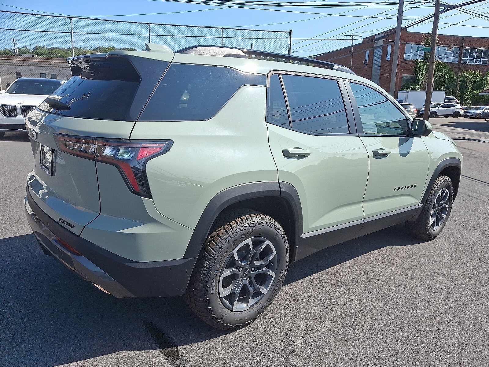 2026 Chevrolet Equinox ACTIV photo 4