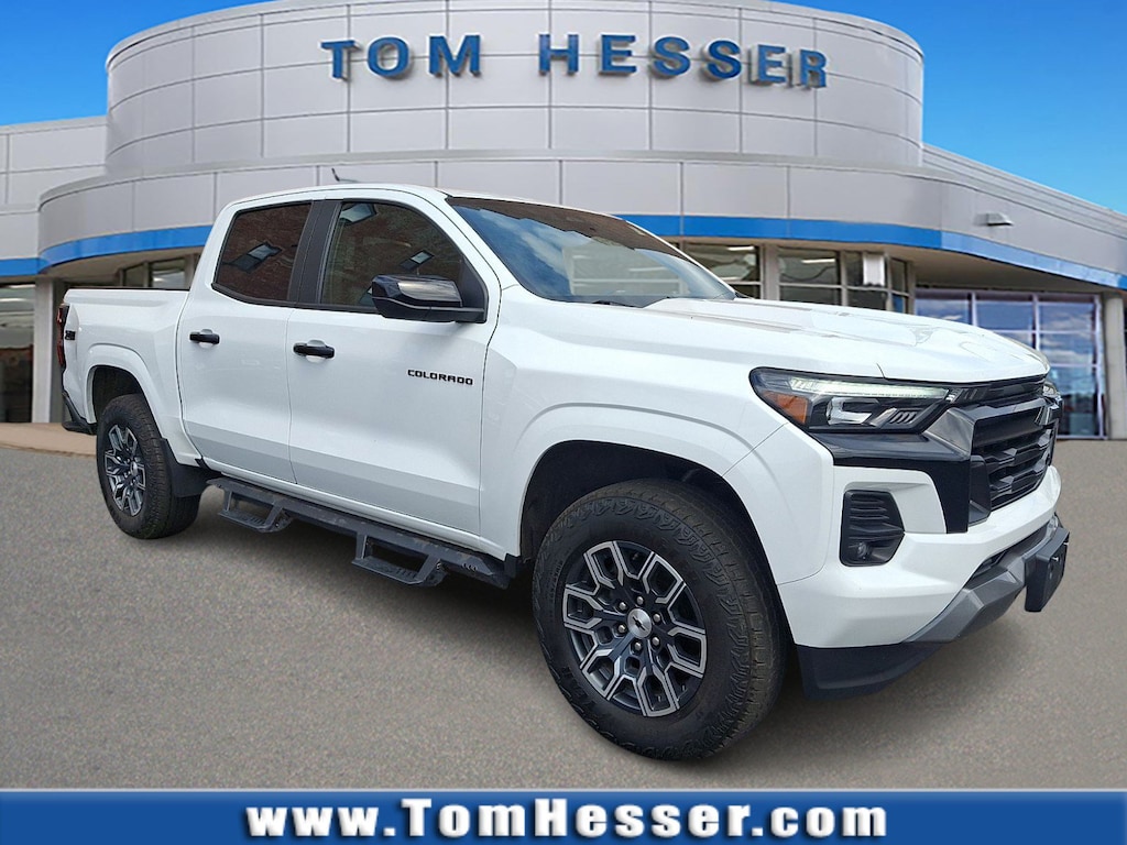 Used 2024 Chevrolet Colorado 4WD Z71 Crew Cab Pickup