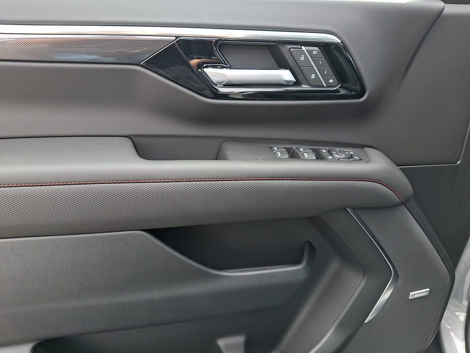 2026 Chevrolet Tahoe RST - Photo 8