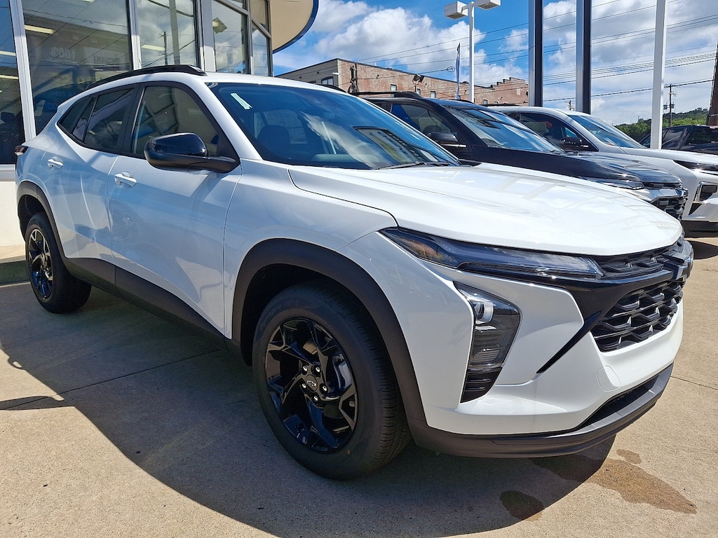 New 2026 Chevrolet Trax LT SUV