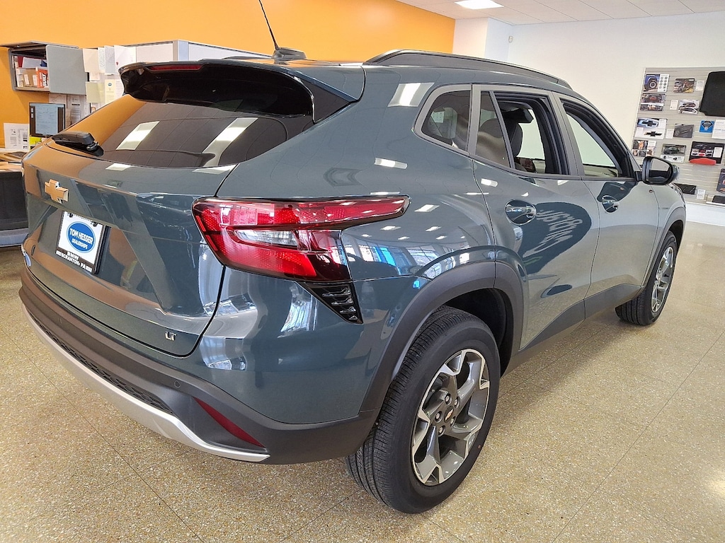 New 2026 Chevrolet Trax LT SUV