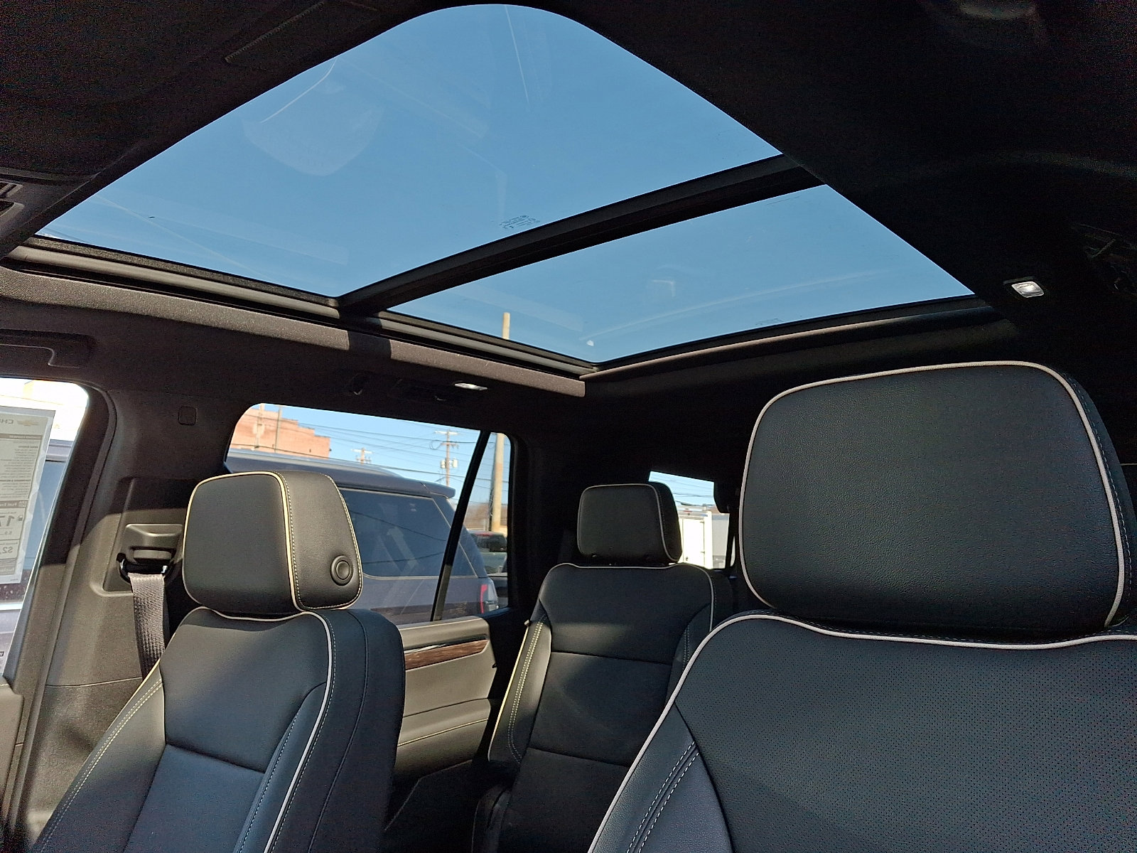 2026 Chevrolet Tahoe Premier - Photo 9