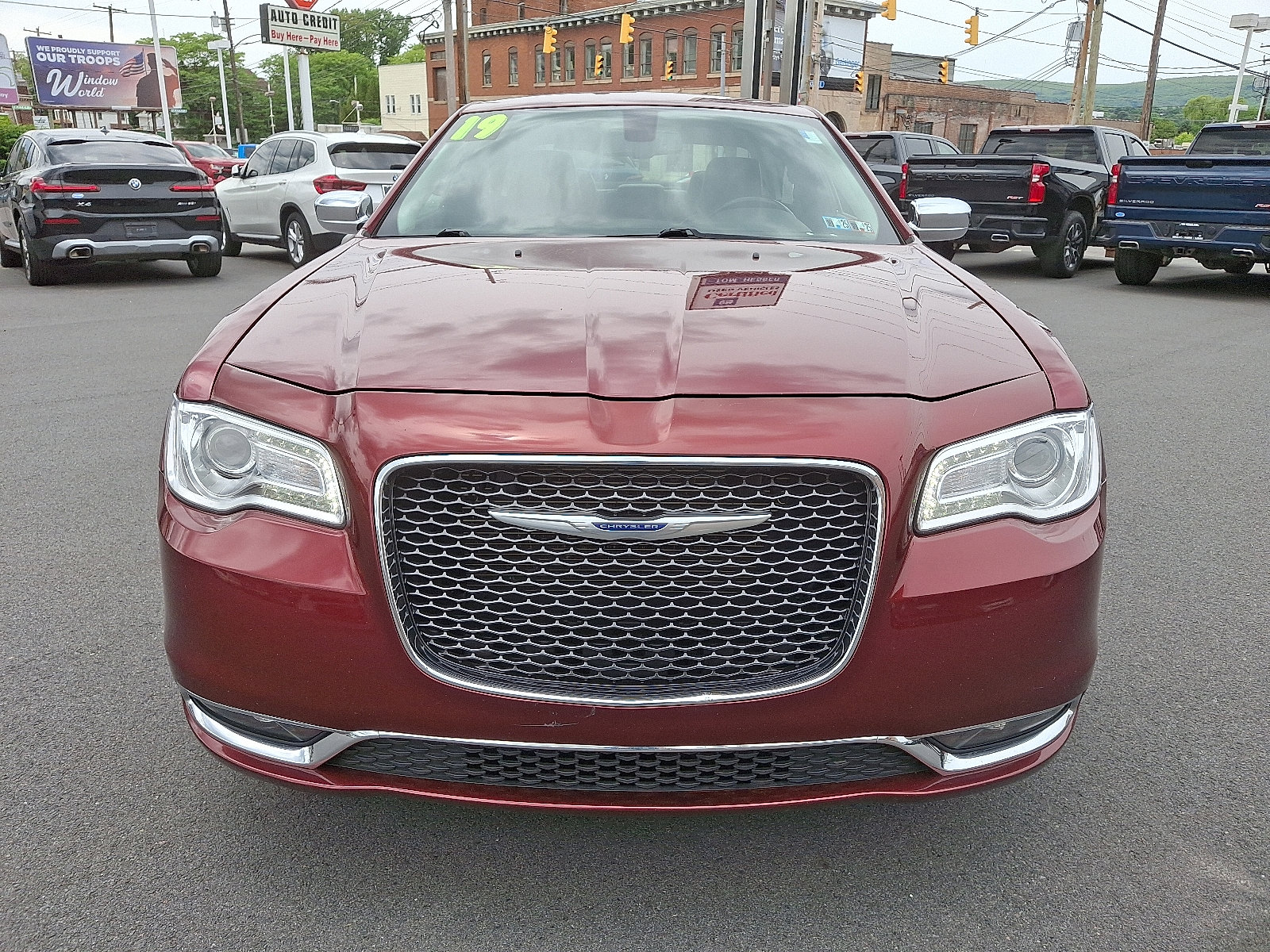 Used 2019 Chrysler 300 Limited with VIN 2C3CCAKG4KH690973 for sale in Scranton, PA