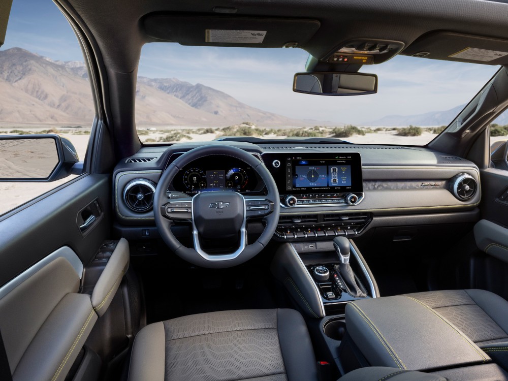  New Chevrolet Colorado 