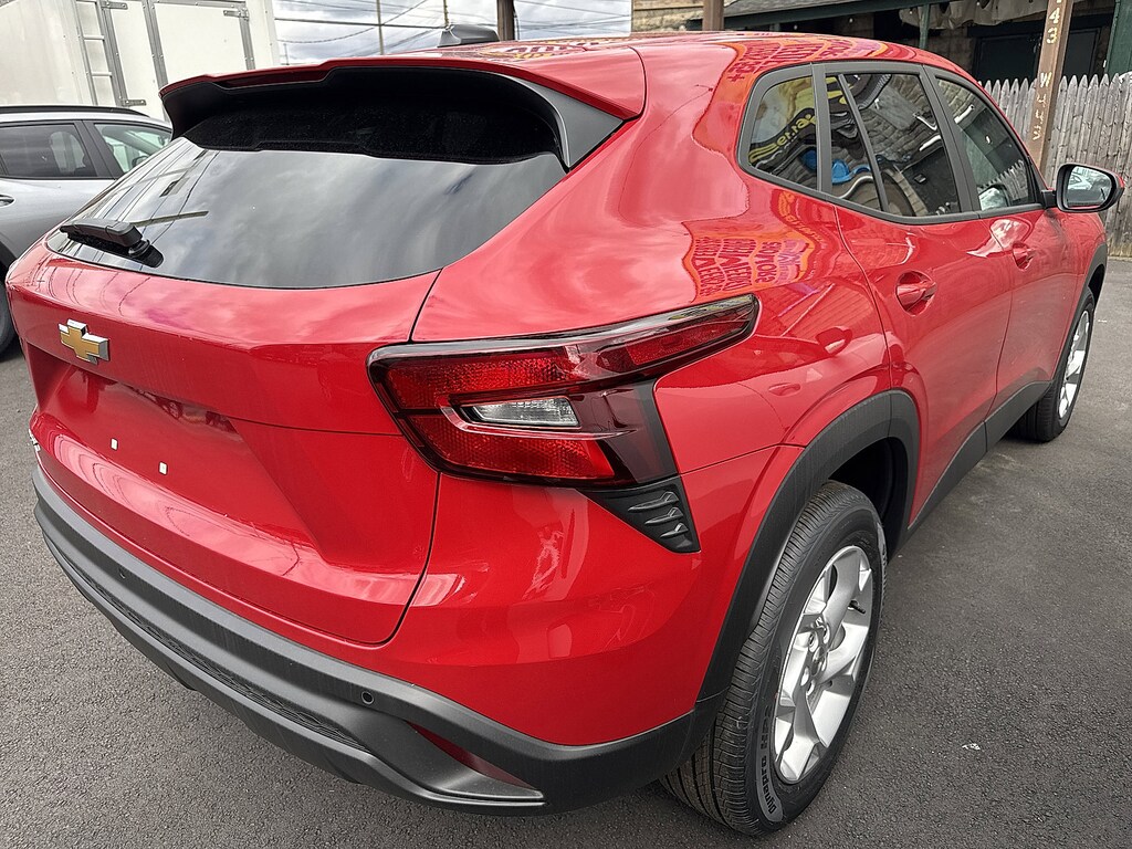 New 2026 Chevrolet Trax LS SUV