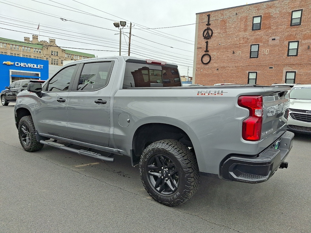Used 2024 Chevrolet Silverado 1500 LT Trail Boss Crew Cab Pickup