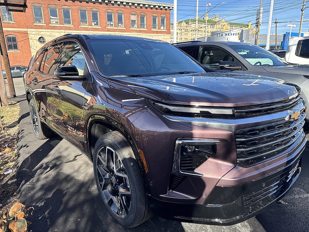 New 2026 Chevrolet Traverse AWD High Country SUV