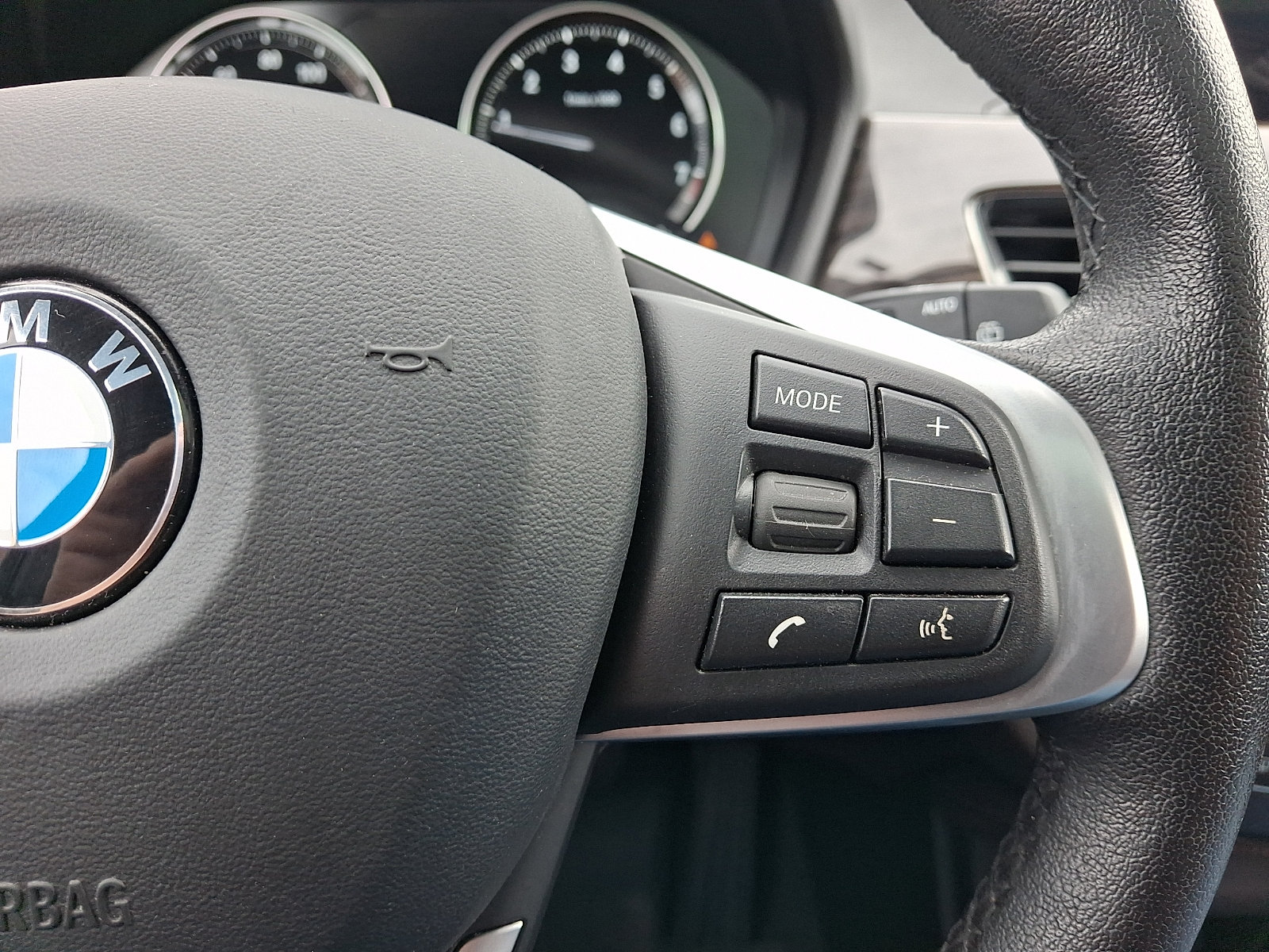 2021 BMW X1 28i - Photo 24