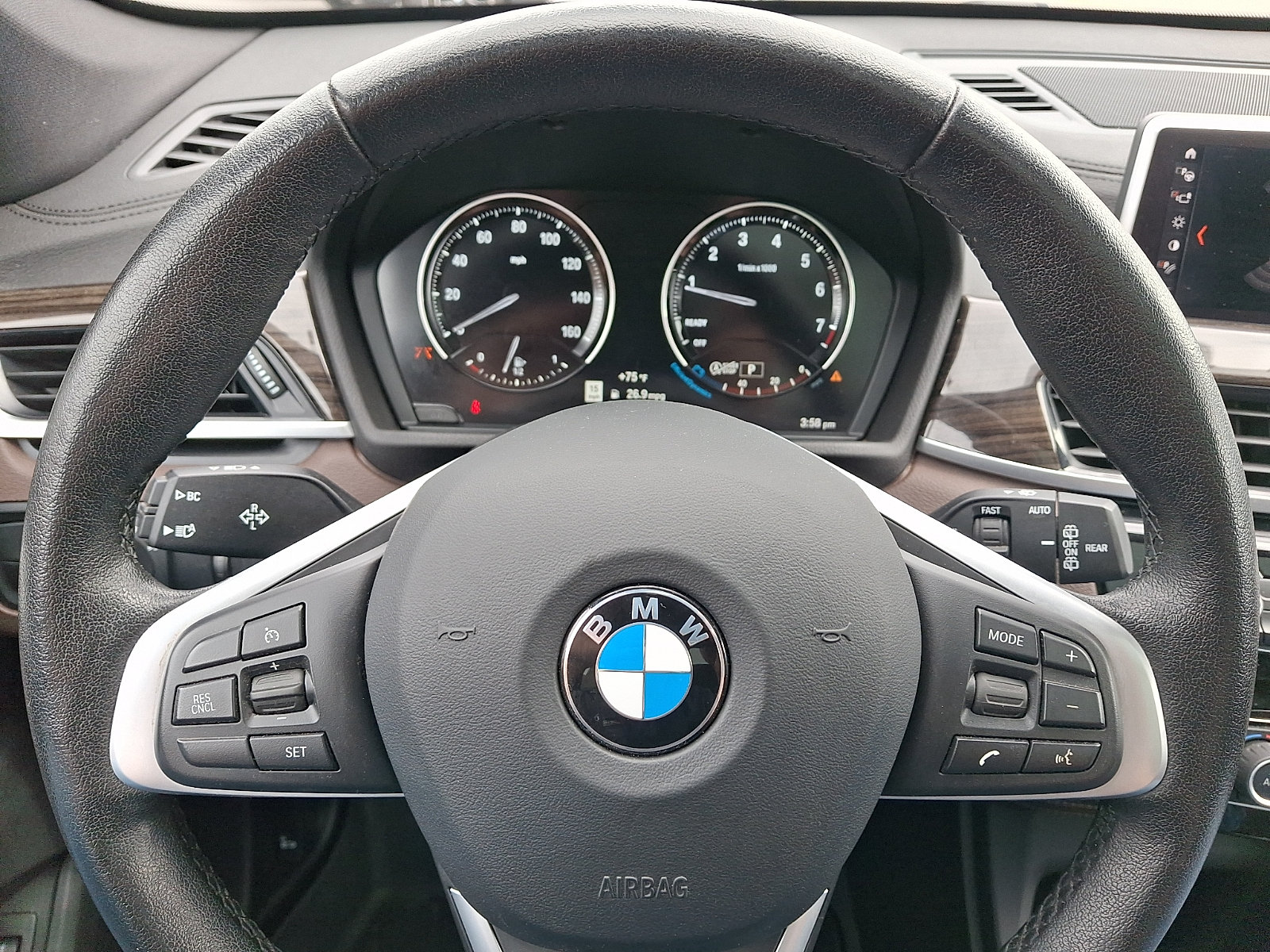 2021 BMW X1 28i - Photo 21