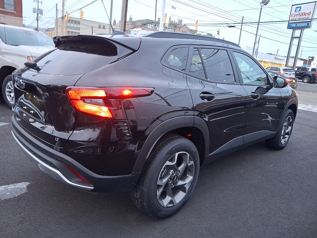 New 2026 Chevrolet Trax LT SUV