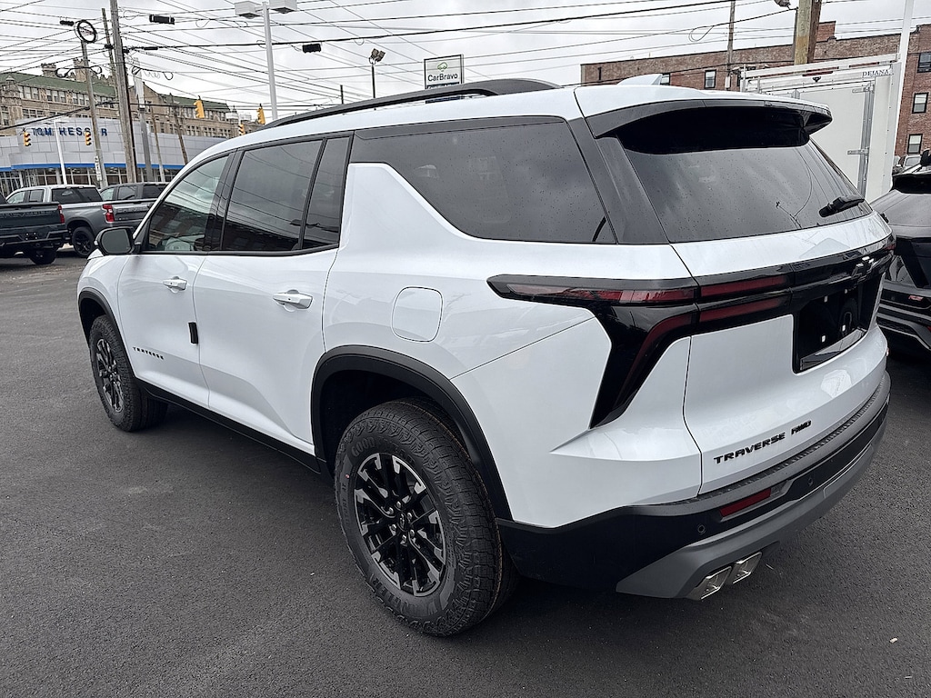 New 2026 Chevrolet Traverse AWD Z71 SUV