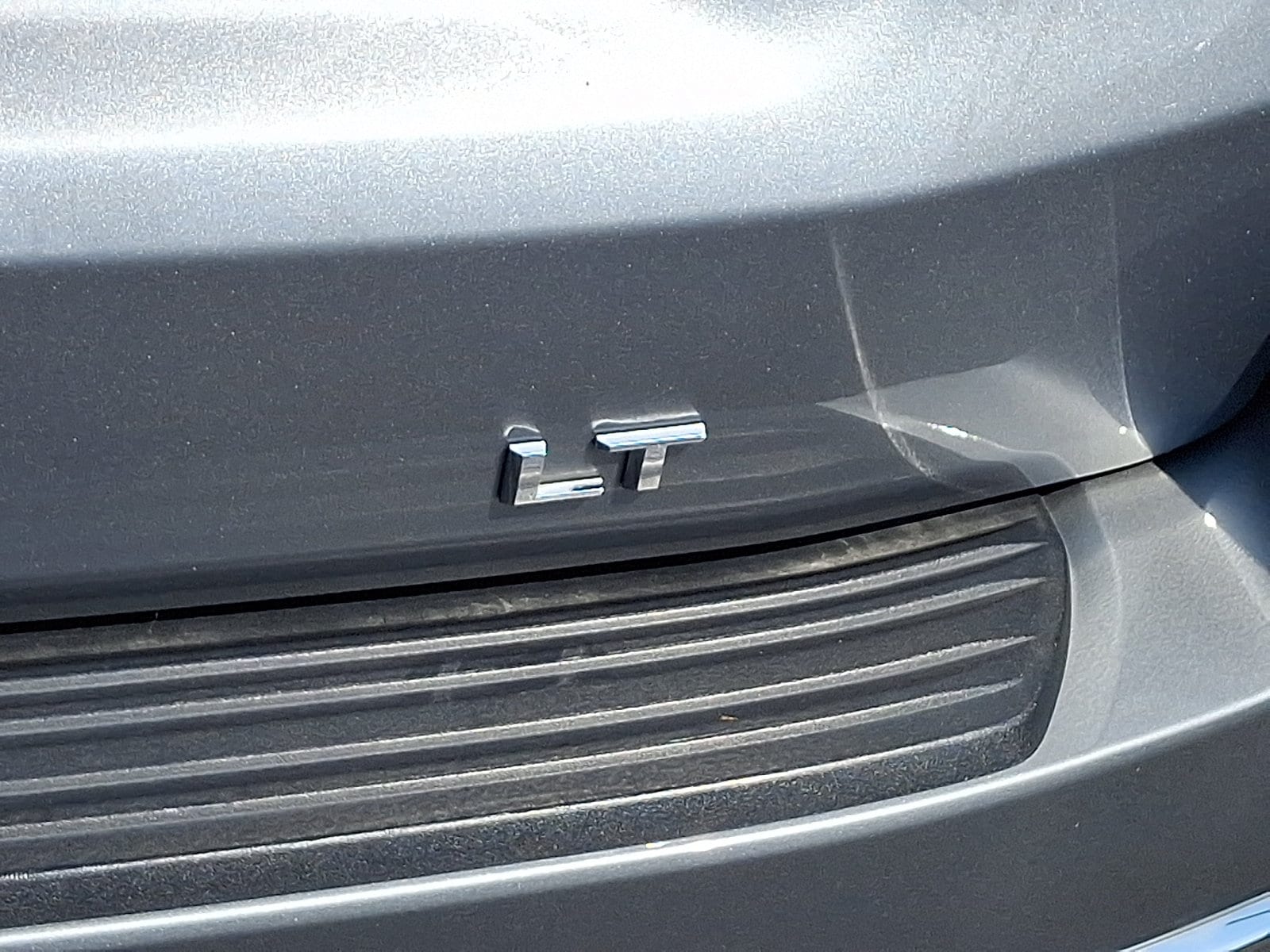 2024 Chevrolet Suburban LT - Photo 31