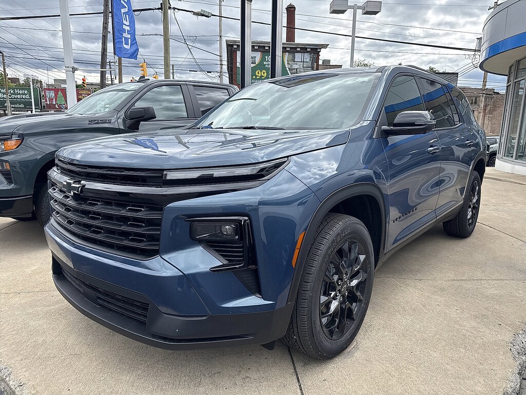 New 2026 Chevrolet Traverse AWD LT SUV