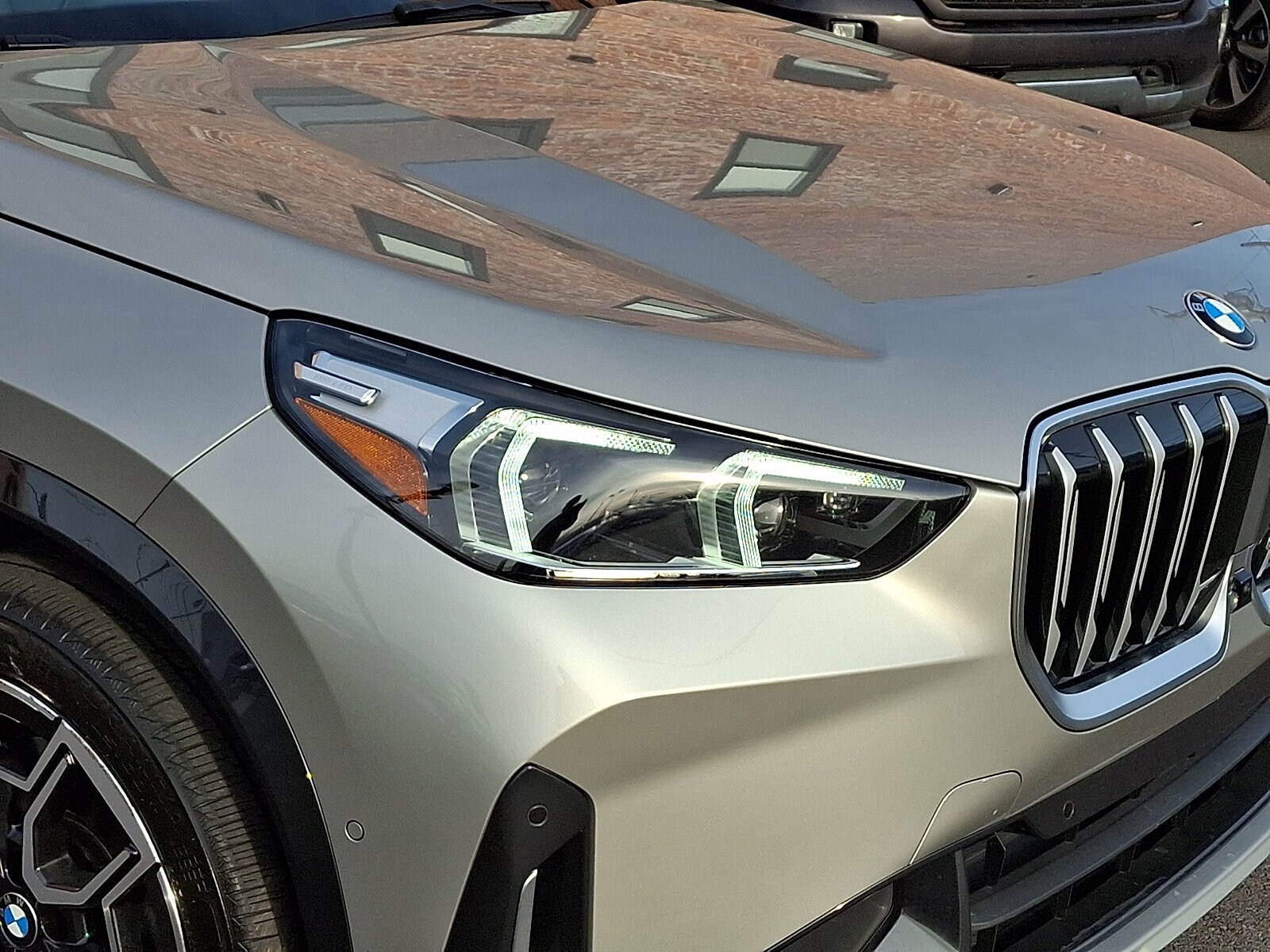 2025 BMW X1 28i - Photo 9