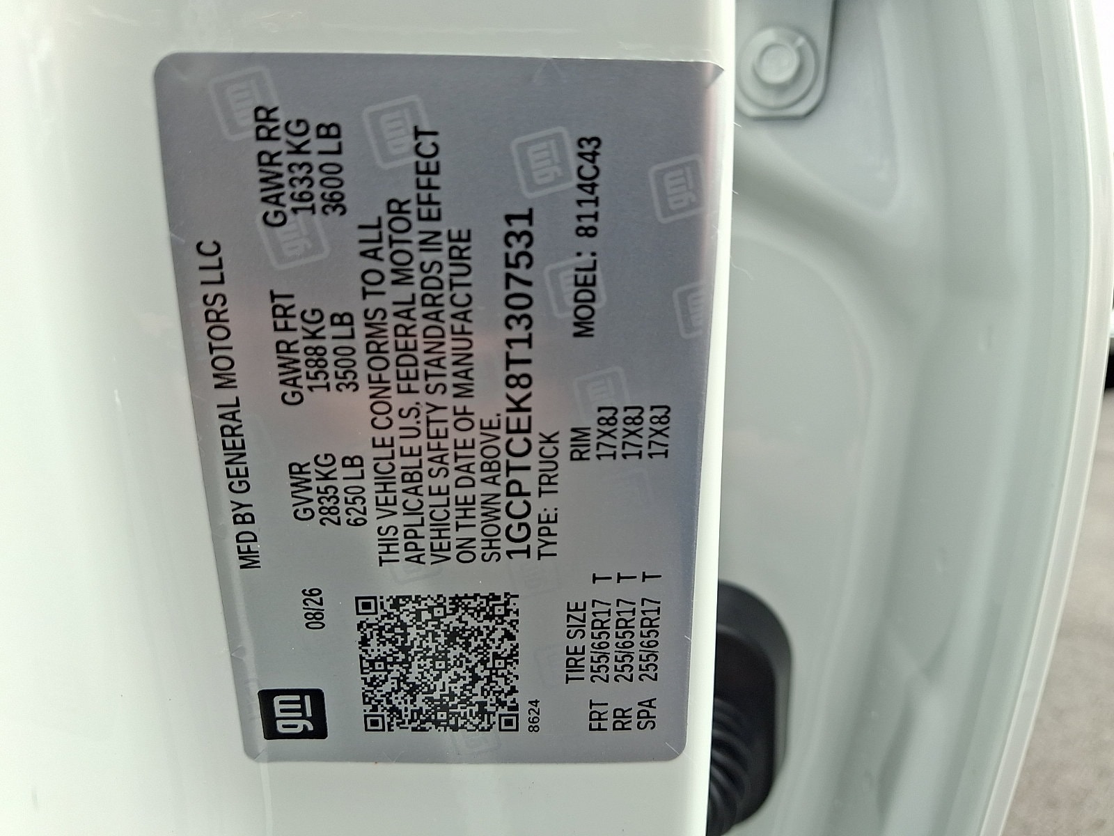 2026 Chevrolet Colorado LT - Photo 19