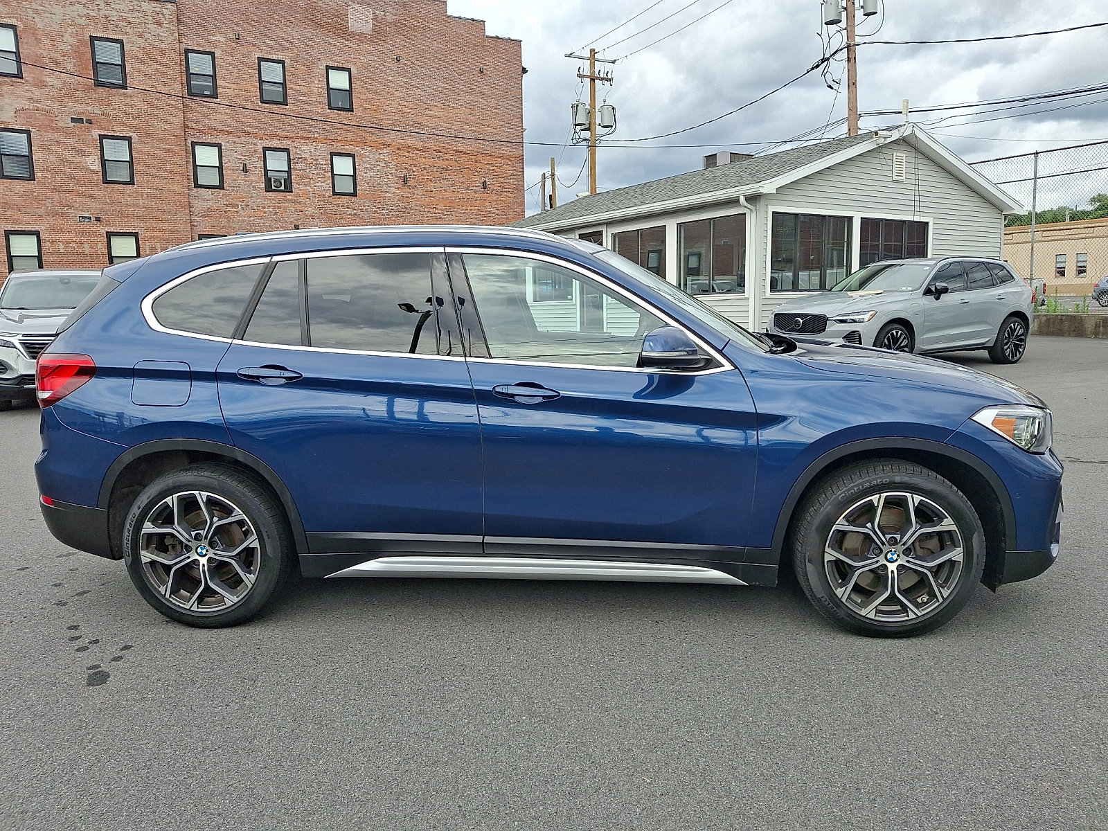 2021 BMW X1 28i - Photo 7