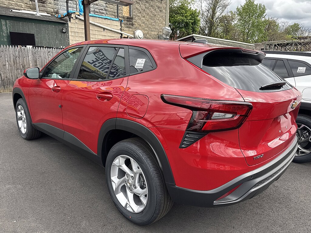New 2026 Chevrolet Trax LS SUV