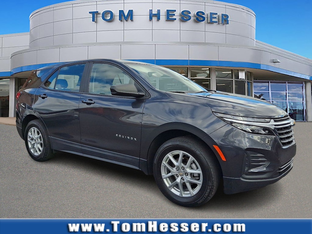 Used 2022 Chevrolet Equinox LS Sport Utility
