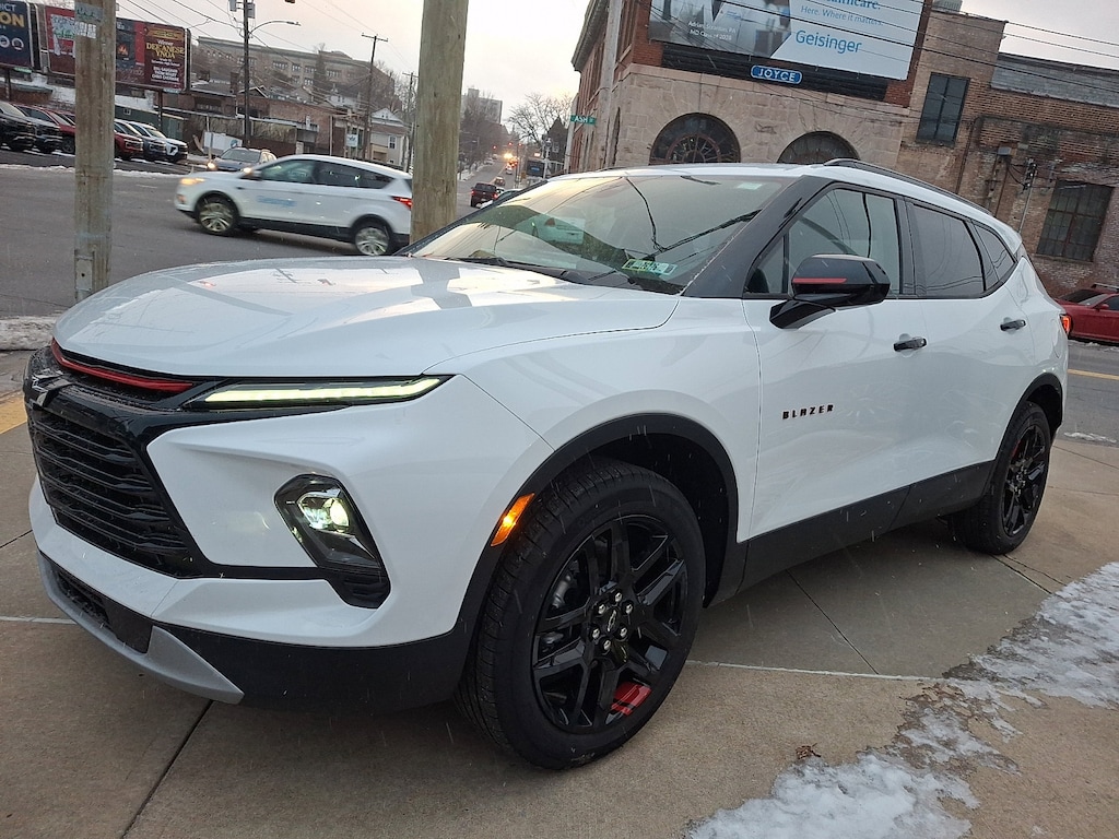 New 2025 Chevrolet Blazer LT SUV