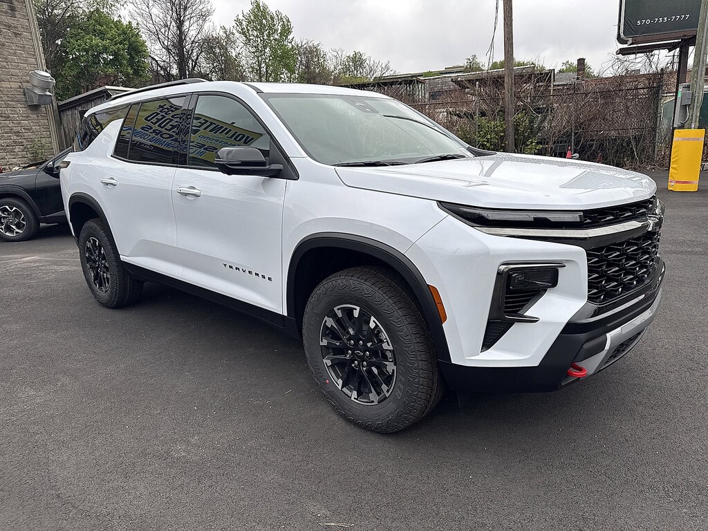 New 2026 Chevrolet Traverse AWD Z71 SUV