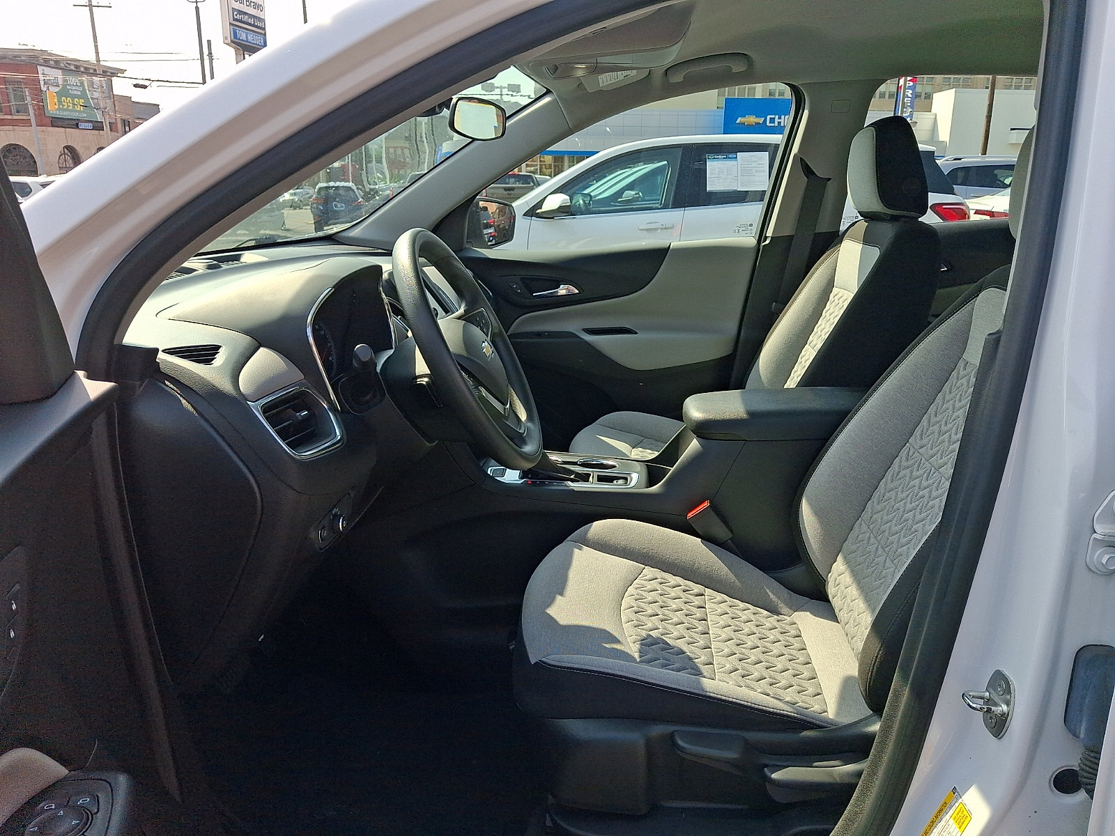 2024 Chevrolet Equinox LS - Photo 13