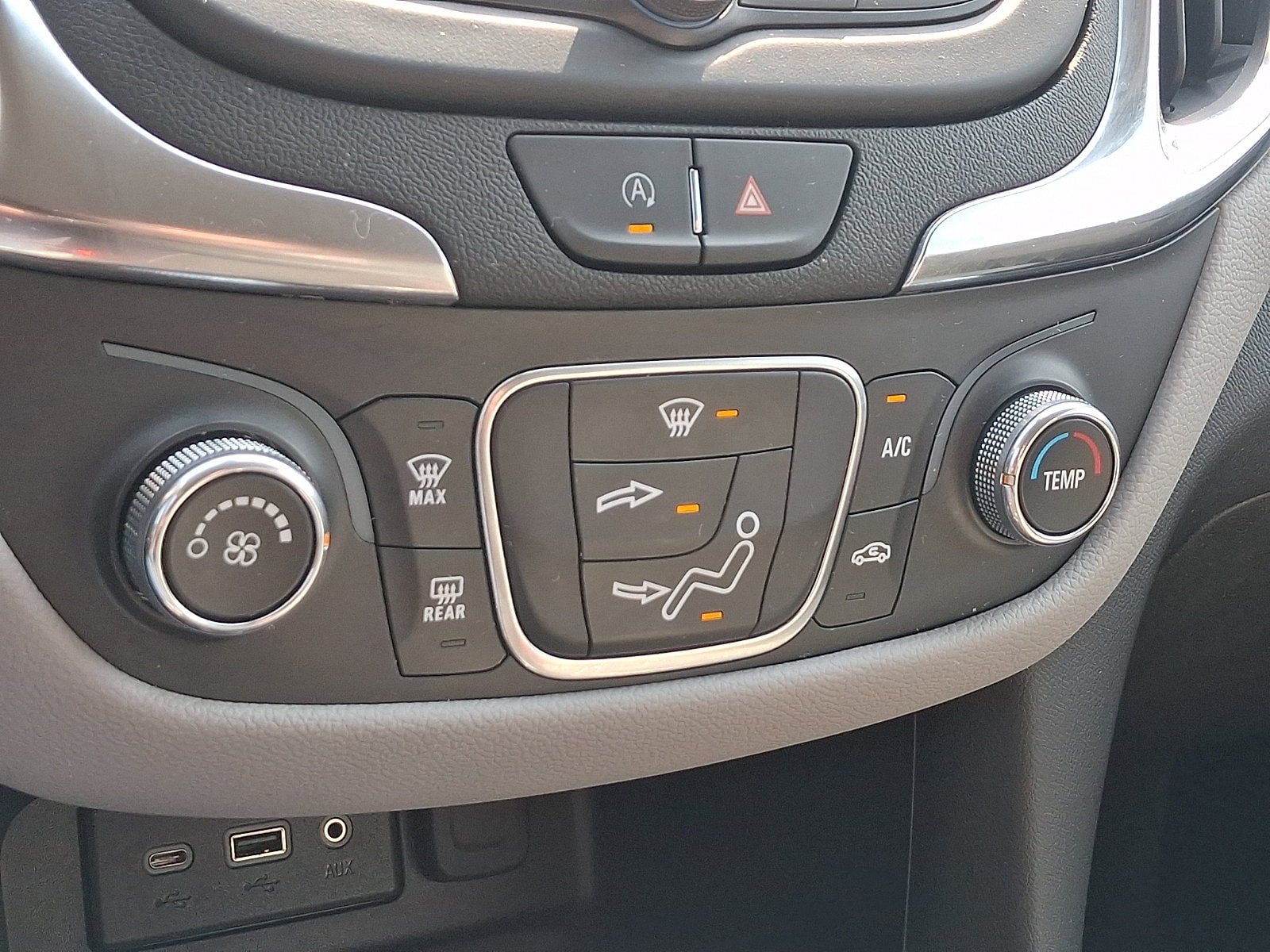 2024 Chevrolet Equinox LS - Photo 16