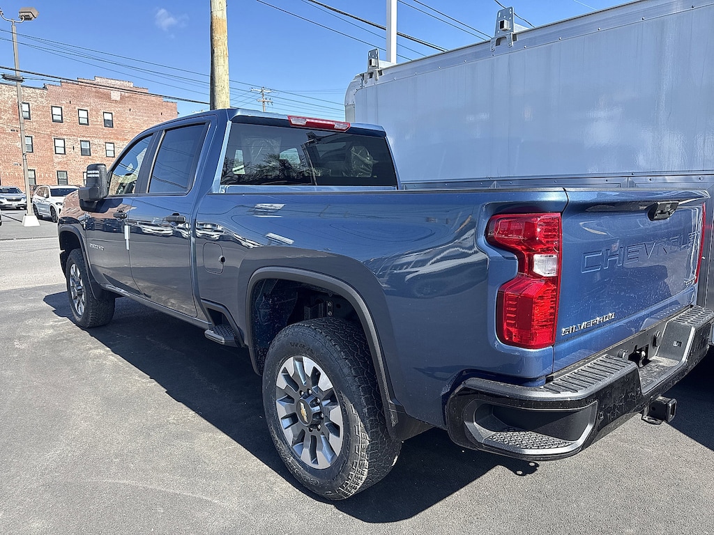 New 2026 Chevrolet Silverado 2500HD Custom Truck