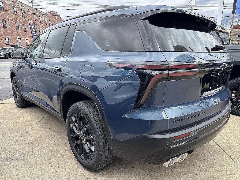 New 2026 Chevrolet Traverse AWD LT SUV