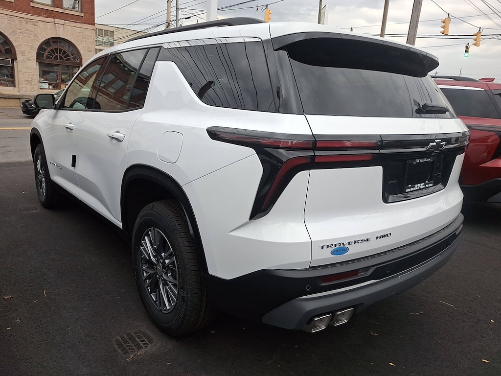 New 2026 Chevrolet Traverse AWD LT SUV